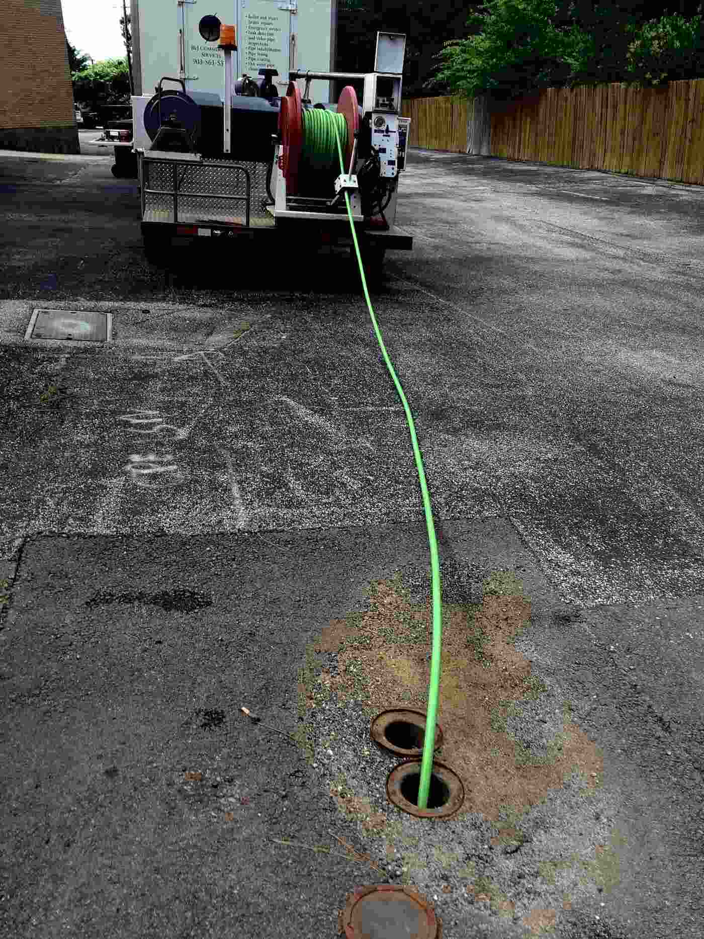 sewer line jetting to clean sewer line