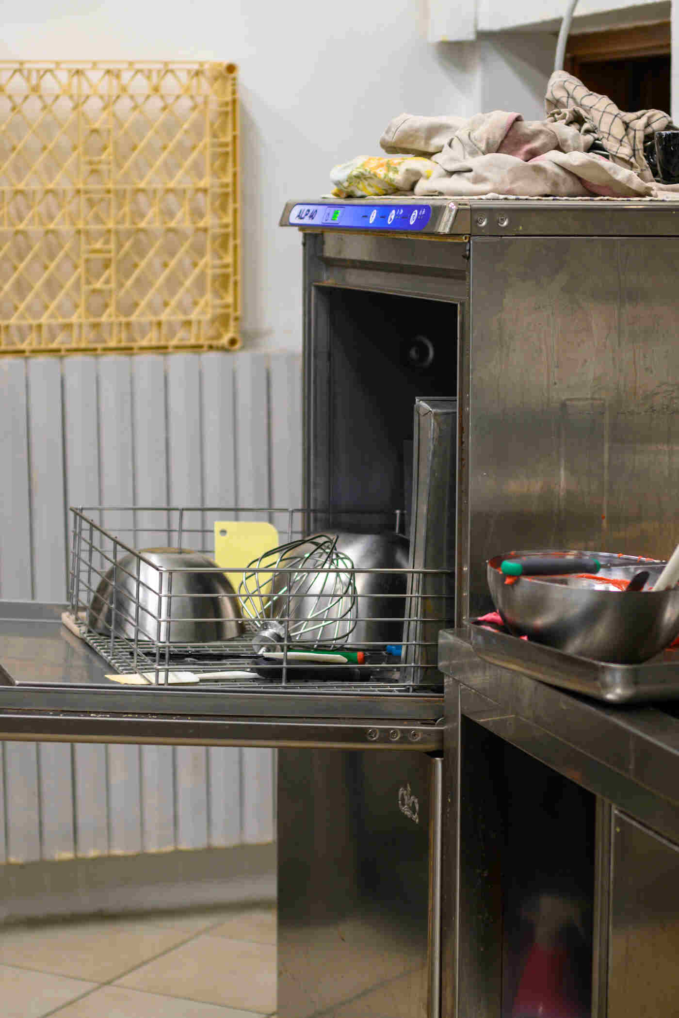 small commercial dishwasher